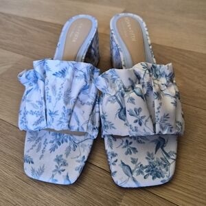 Born On Fifth Amy Bird Blue Floral Toile Slides Sandals New